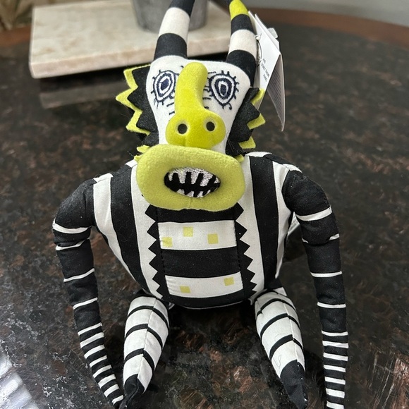 Lion King Plush Toy with Stripes - Picture 2 of 16